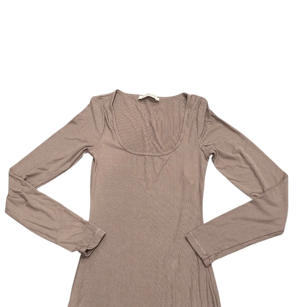 ABERCROMBIE AND FITCH MODAL MAXI DRESS S‎